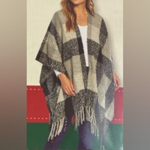 Woolrich Women's Ultra Soft & Cozy Brushed Woven Blanket Wrap (Amelia, OSFM) - Picture 1 of 7
